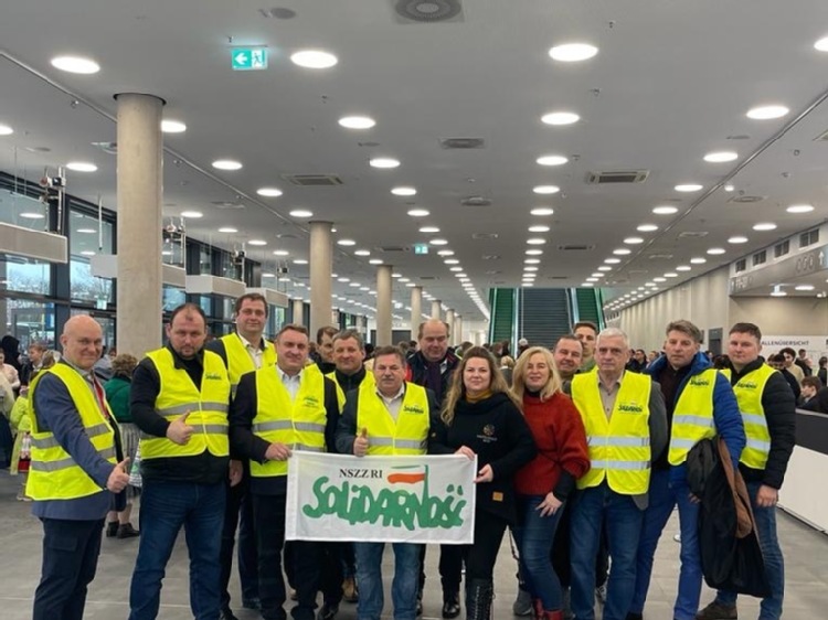 Tomasz Obszański: BUDUJEMY „SOLIDARNOŚĆ” ROLNIKÓW EUROPEJSKICH